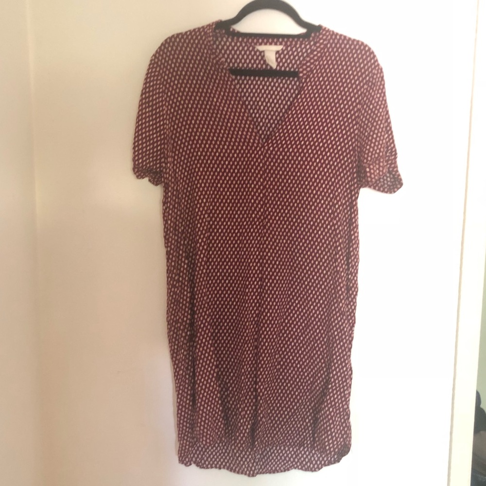 H&M casual dress burgundy print